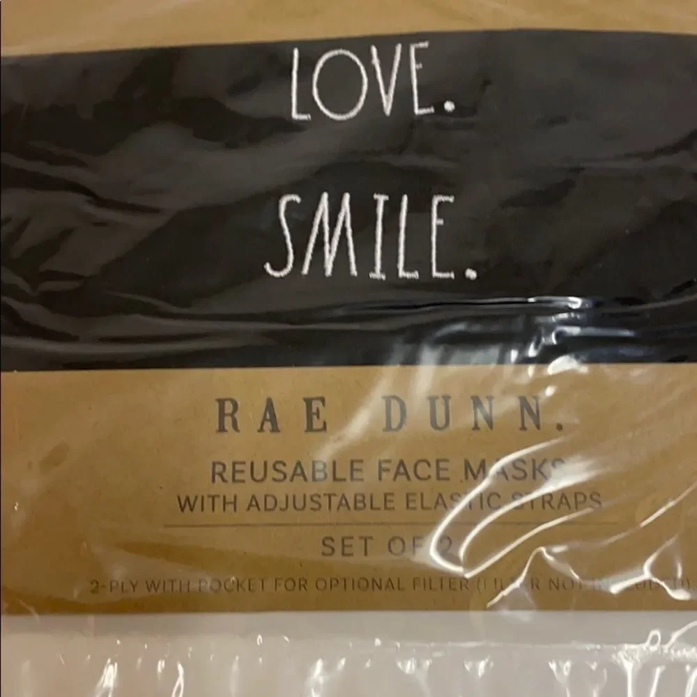 Rae Dunn Love and smile set of reusable facemasks D6‎